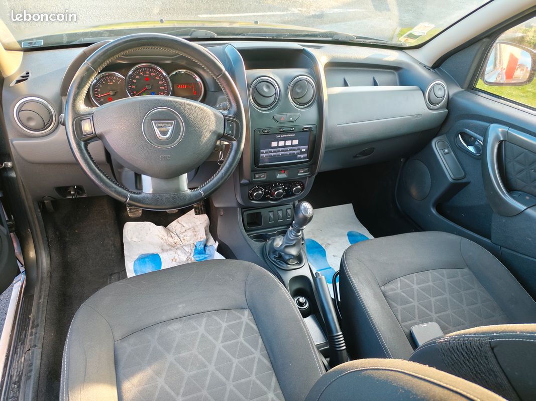 DACIA Duster 1.2 L ESSENCE TCe 125ch Prestige 4X2 Euro6 (image 5)