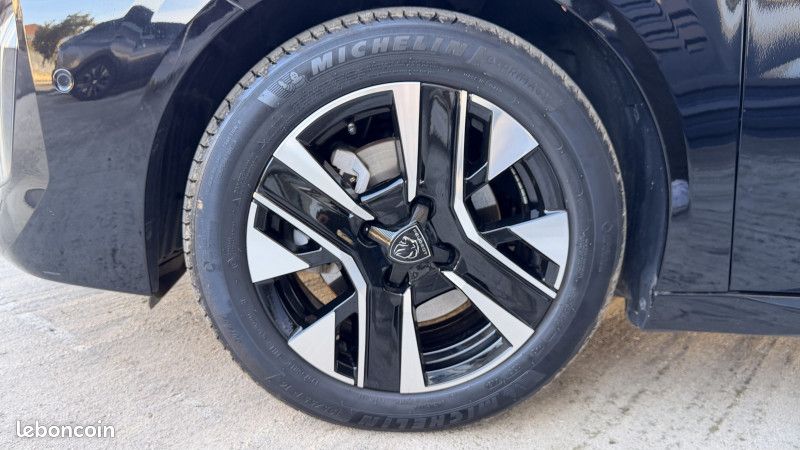 Peugeot 208 1.2 100CH S&S ALLURE - GARANTIE 12 MOIS - CAPTEURS AV ET AR (image 8)