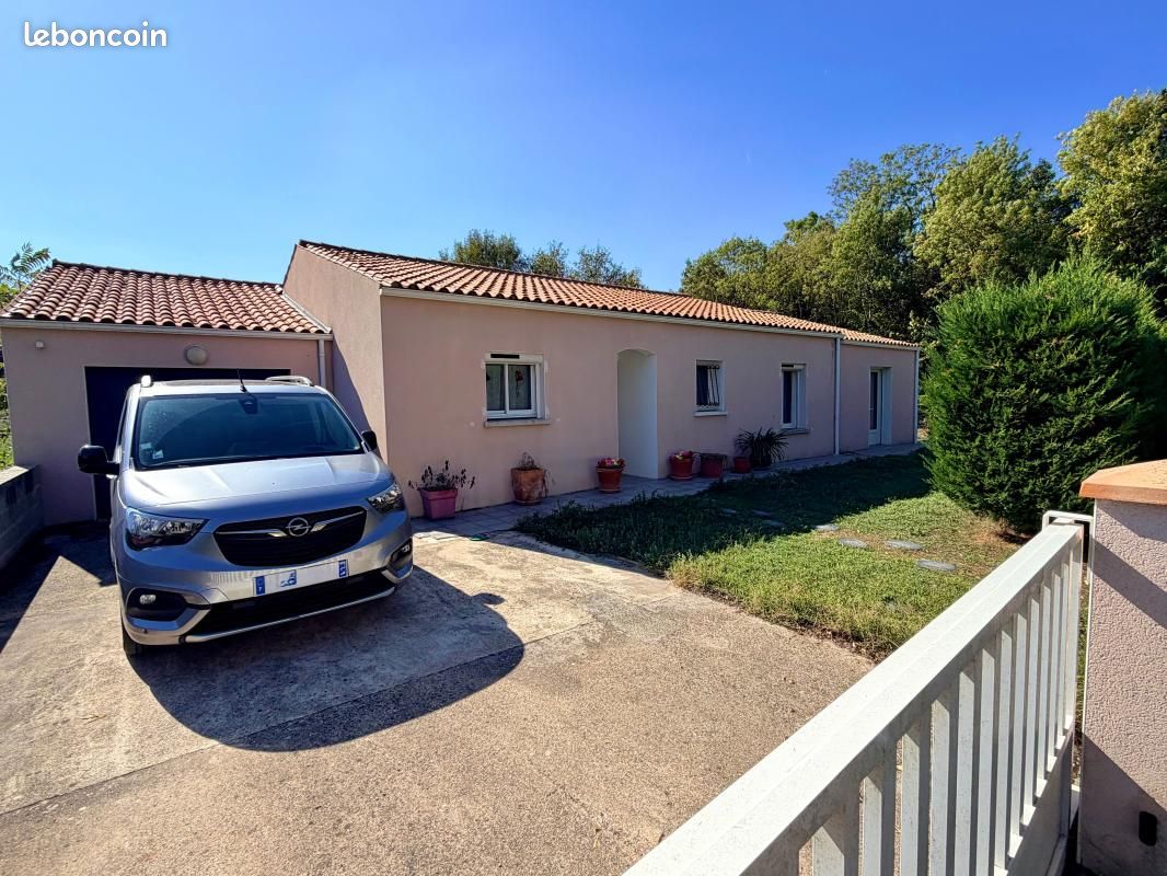 Maison 4 pièces 145 m² · à Breuil-Magné · 145 m² · 332 325 €