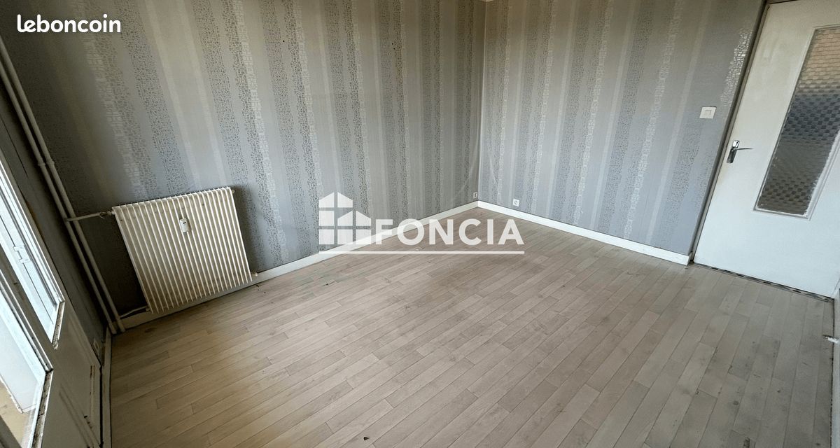 Apartment (image 4)