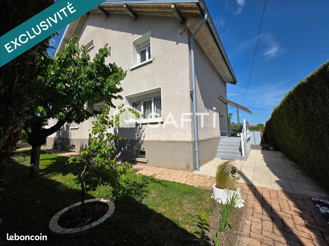 Maison 8 pièces 160 m² · à Mirecourt · 160 m² · 165 000 €