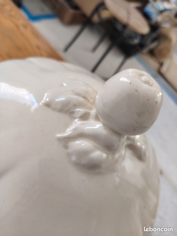 Soupière ancienne céramique blanche — fabrication française vintage (image 3)