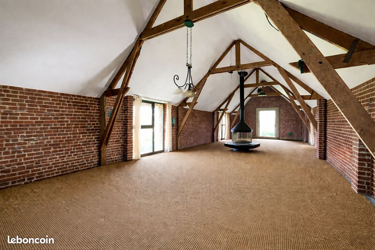 Maison 11 pièces 347 m² · à Templeuve-en-Pévèle · 347 m² · 869 000 €