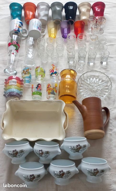 Lot Divers Articles pour Brocante, Donne Divers Cadres Neufs (image 5)