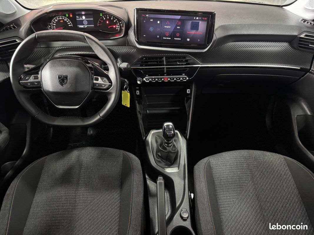 Peugeot 208 1.2 puretech 100 style 2025 ttc (image 15)