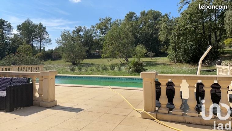 Maison 5 pièces 146 m²
