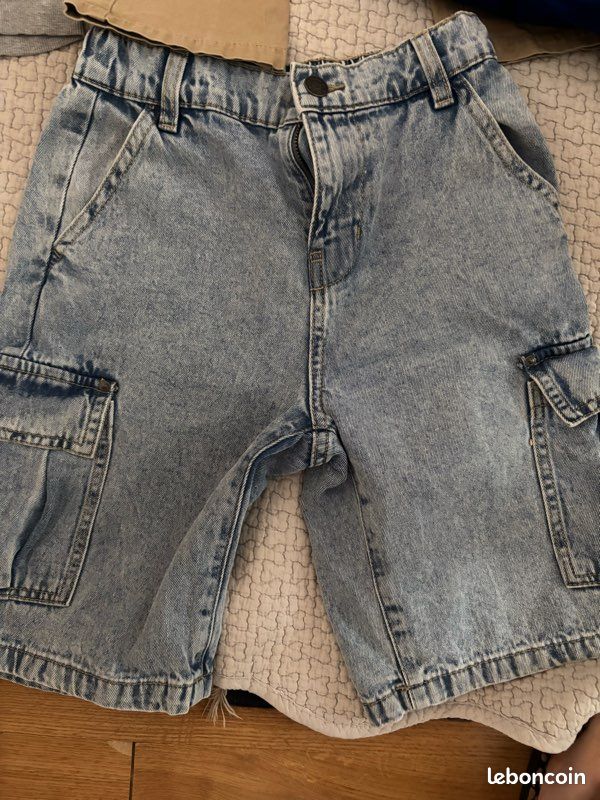 Lot de 11 vêtements garçon 10 ans (image 2)