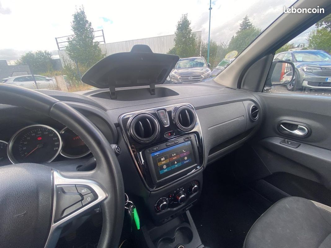 DACIA LODGY 1.5 blue dci 115 stepway 7pl (image 20)