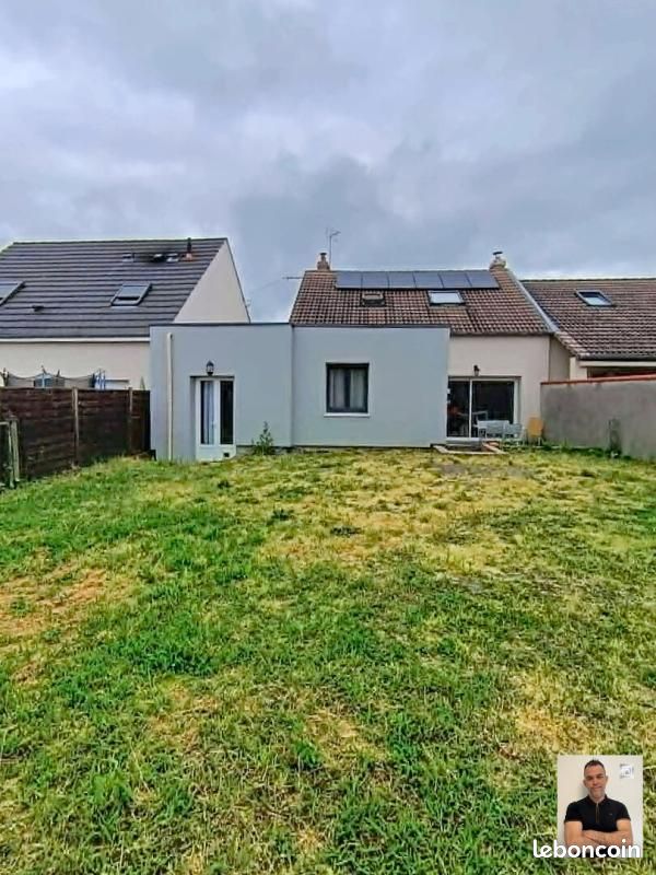 Maison 4 pièces 141 m² · à Orléans · 141 m² · 270 000 €