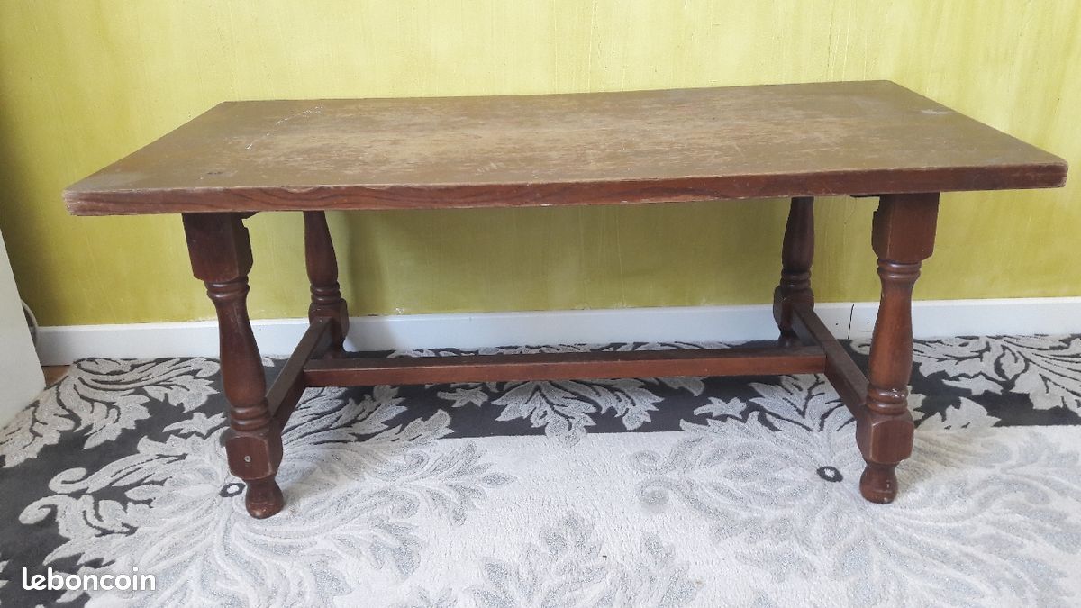 Table basse en bois massif (image 1)