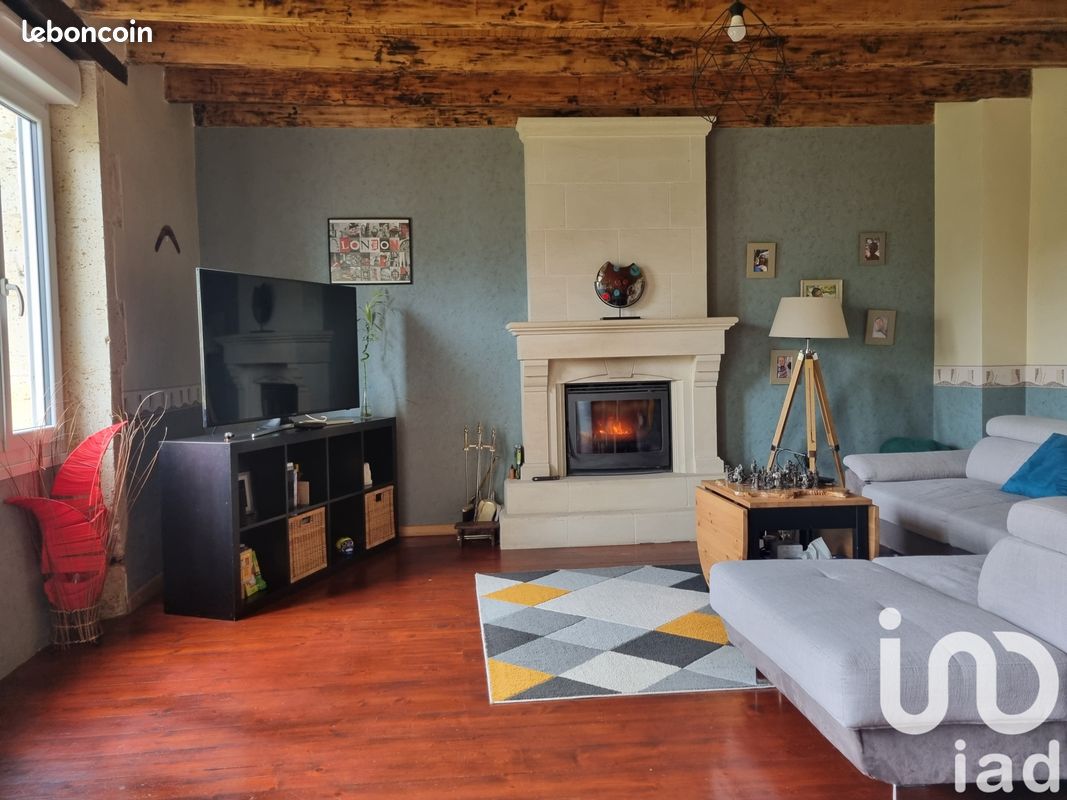 Maison 7 pièces 135 m² - La Chapelle 16140 (image principale 7)
