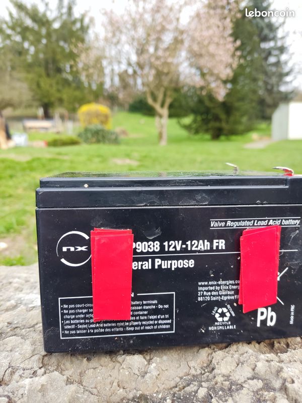 Batteries (image 1)