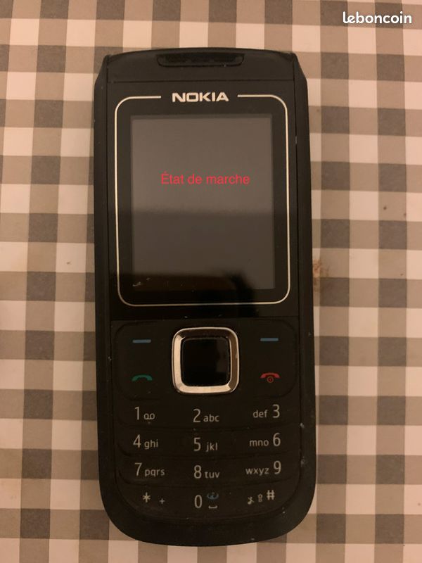 Lot de smartphone + chargeur iPhone 6 (image 8)
