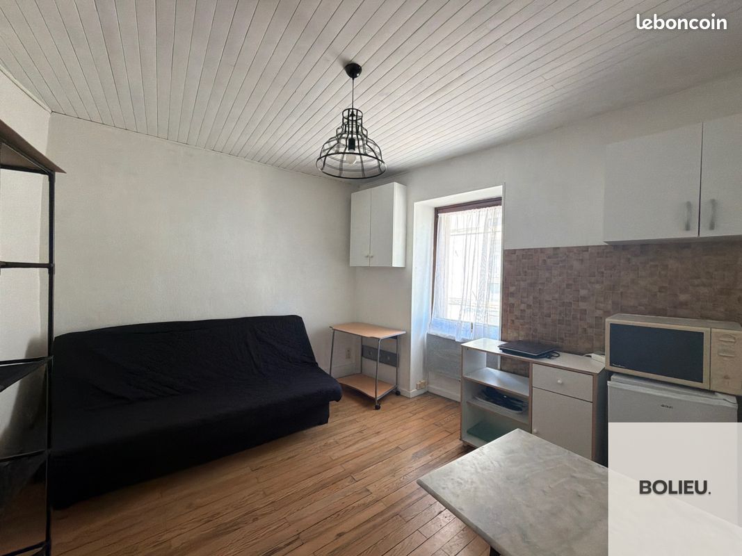 Appartement 1 pièce 15 m² · à Chambéry · 15 m² · 380 €