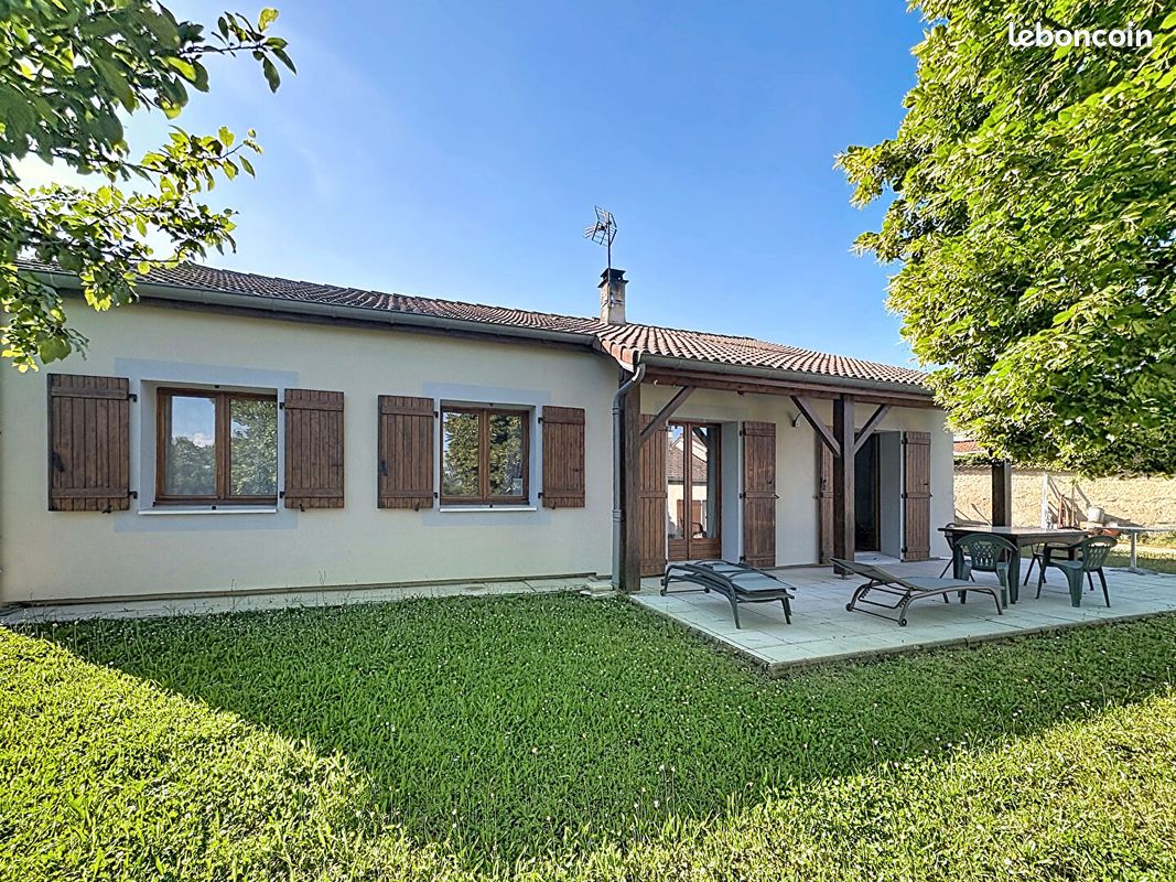Maison 5 pièces 95 m² · à Bas-en-Basset · 95 m² · 870 €/mois
