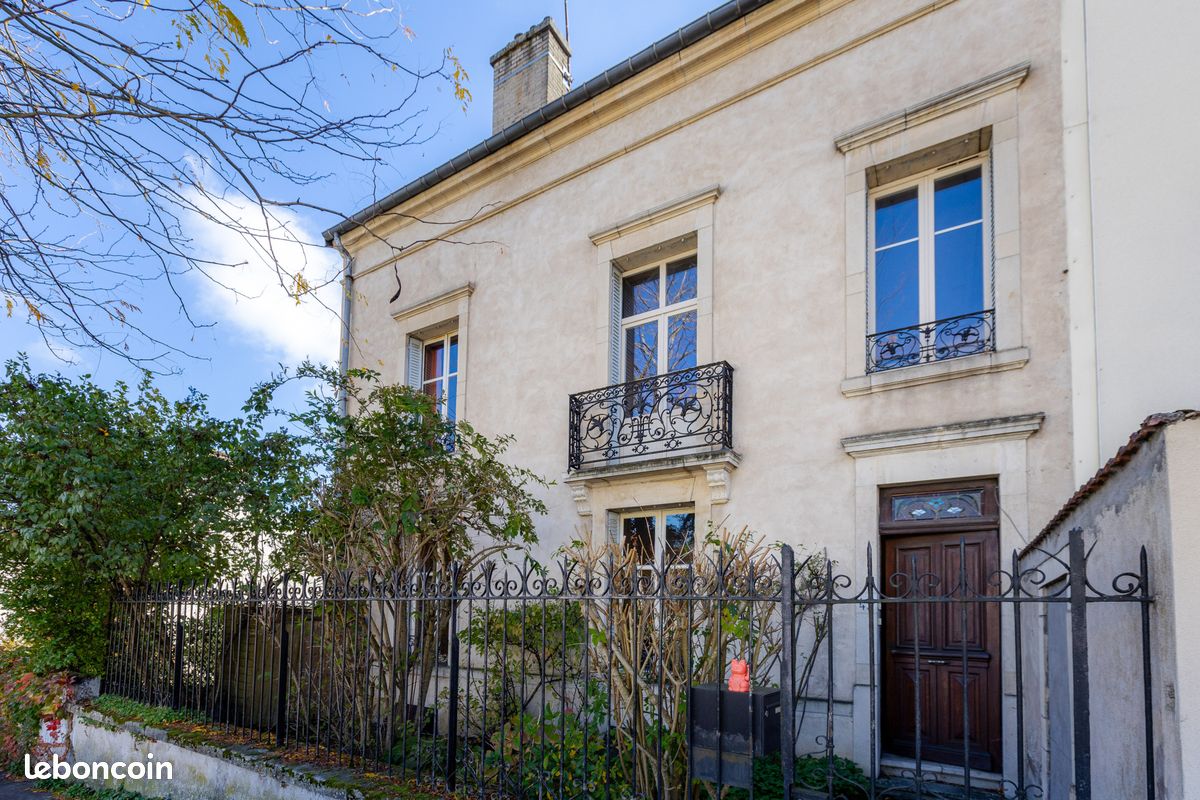 Maison 6 pièces 164 m² · à Nancy · 164 m² · 350 000 €