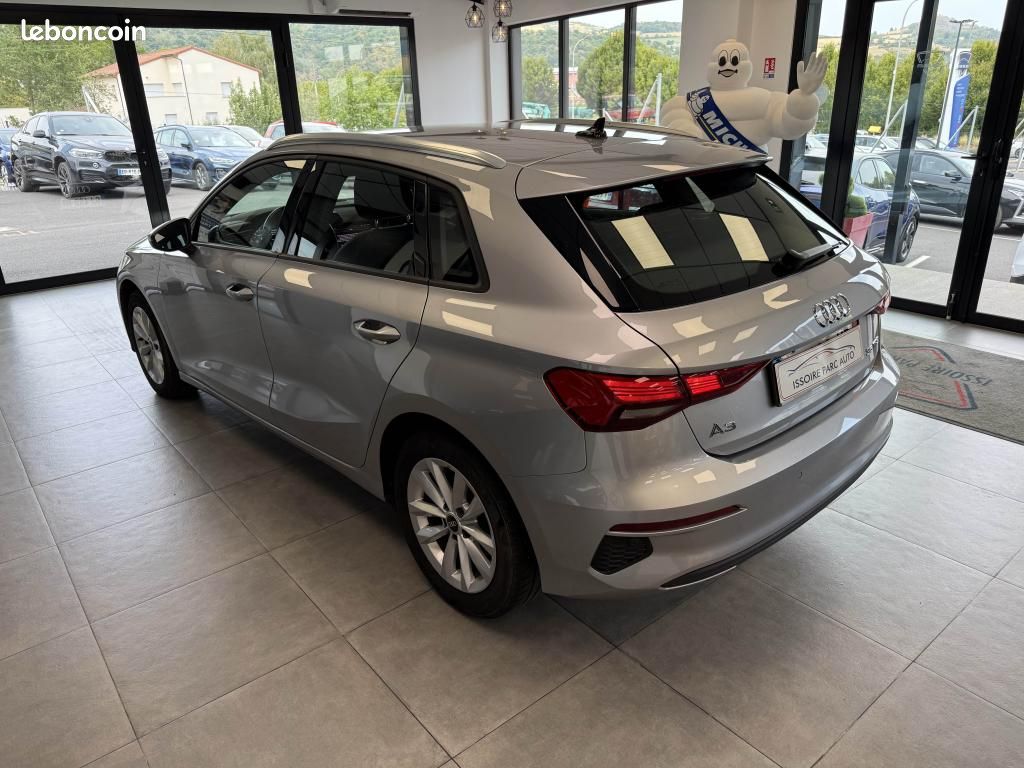 AUDI A3 SPORTBACK 35 TFSI 150 S-Tronic 7 DESIGN (image 4)