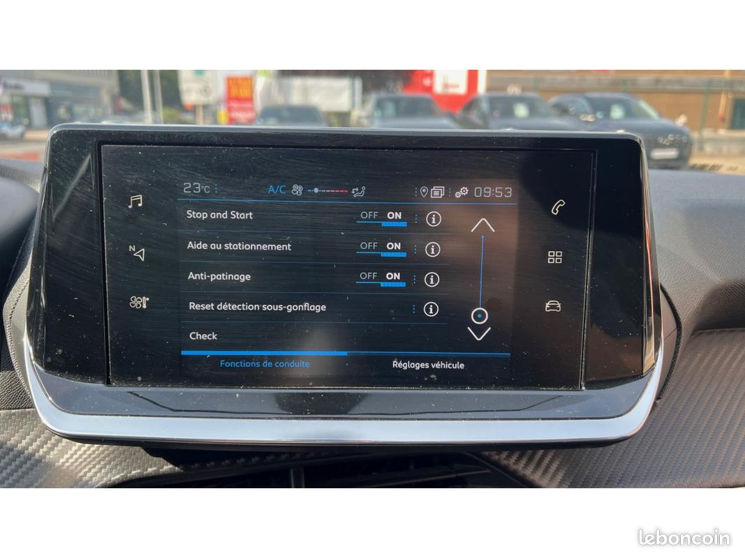 PEUGEOT 208 1.2i PureTech 12V S&S - 75 II 2019 BERLINE Active PHASE 1 (image 22)