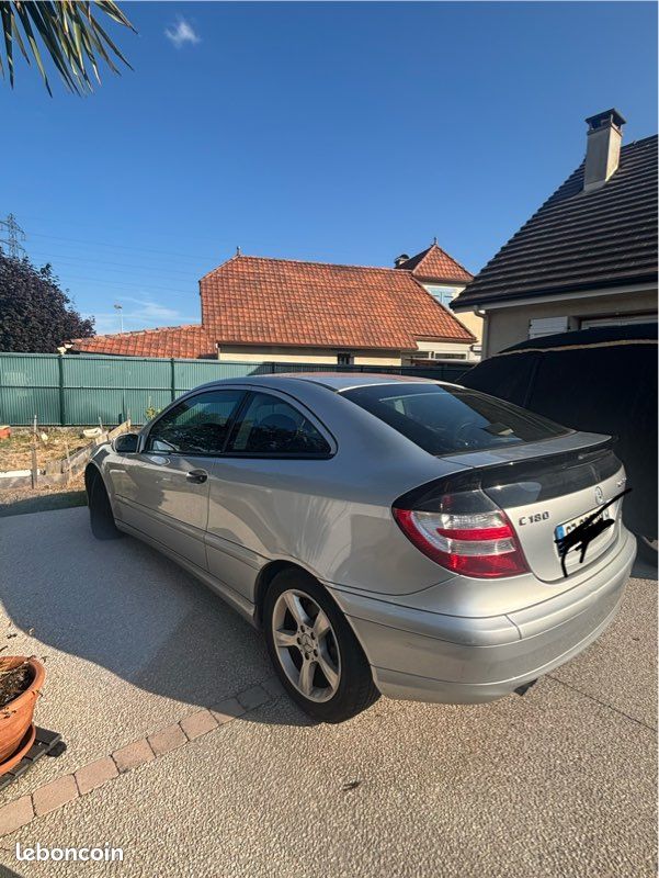 Mercedes C180 Kompressor (image 2)