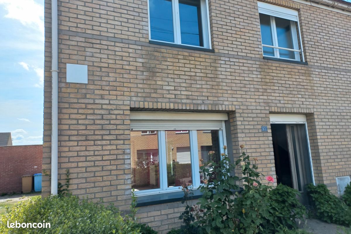 Maison 5 pièces 93 m² · à Bourbourg · 93 m² · 135 000 €