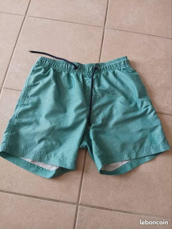 Short (image 1)