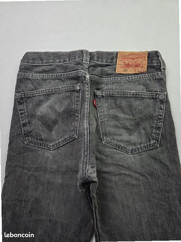 Jean Levi's 501 gris grey unisexe taille équivalent W30 coupe droite straight (T17) (image 3)