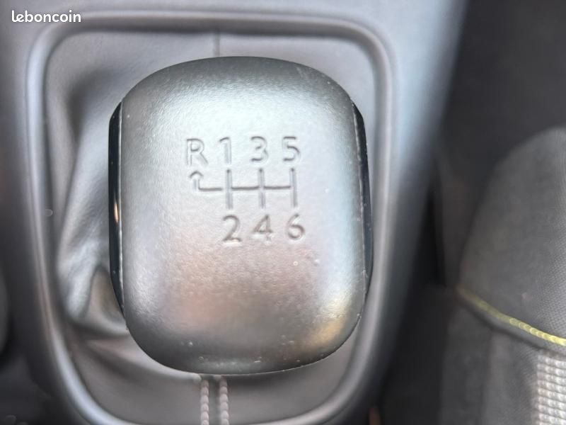 Citroen C3 1.5 BlueHDi 100 Feel / GARANTIE 12 MOIS (image 12)