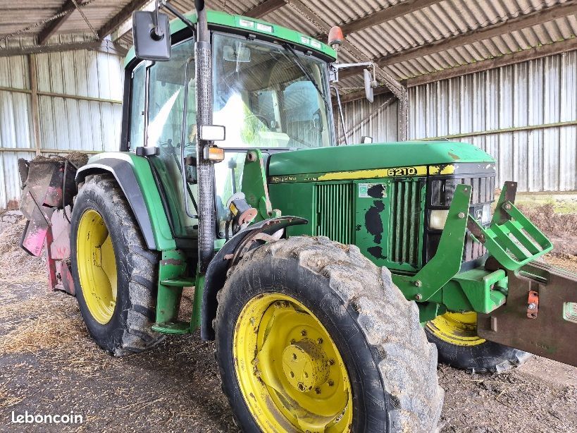 John Deere 6210 (image 2)