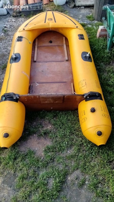 A vendre bateaux (image 1)