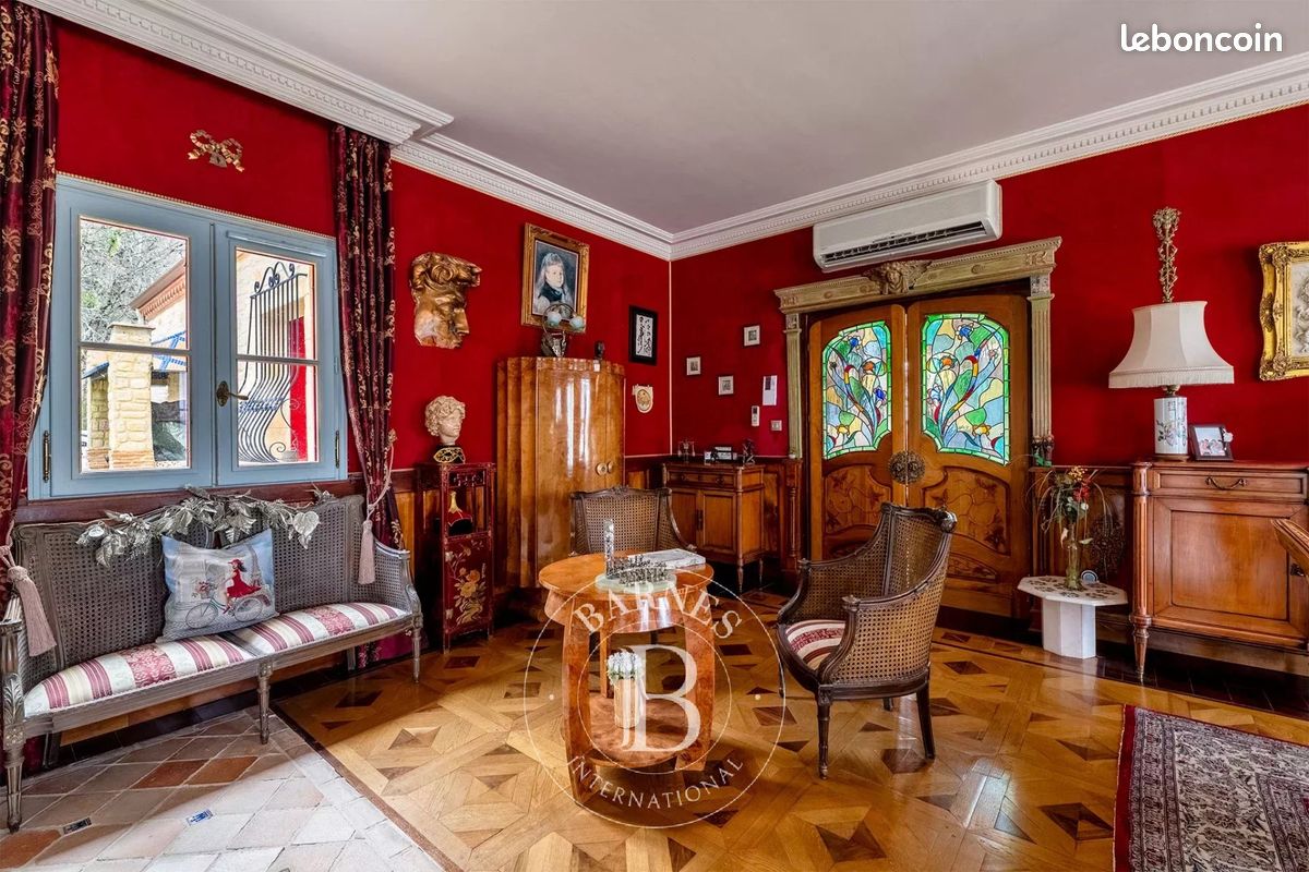 Propriété 10 pièces 250 m² (image 8)