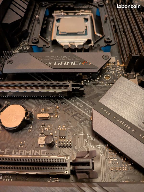 Carte mère ASUS TUF B360M-PLUS GAMING S micro-atx LGA 1151 avec processeur Intel Core I5 9400F CPU Combo