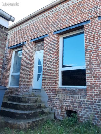 A vendre maison solesmes 2ch + 1 bureau. Terrain