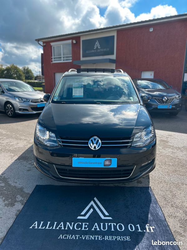 Volkswagen Sharan II 2.0 TDI 150Ch Allstar 7 places – GPS Europe tactile / Toit ouvrant panoramique / Attelage amovible / Radars AV & AR / Climatisation auto (image 1)