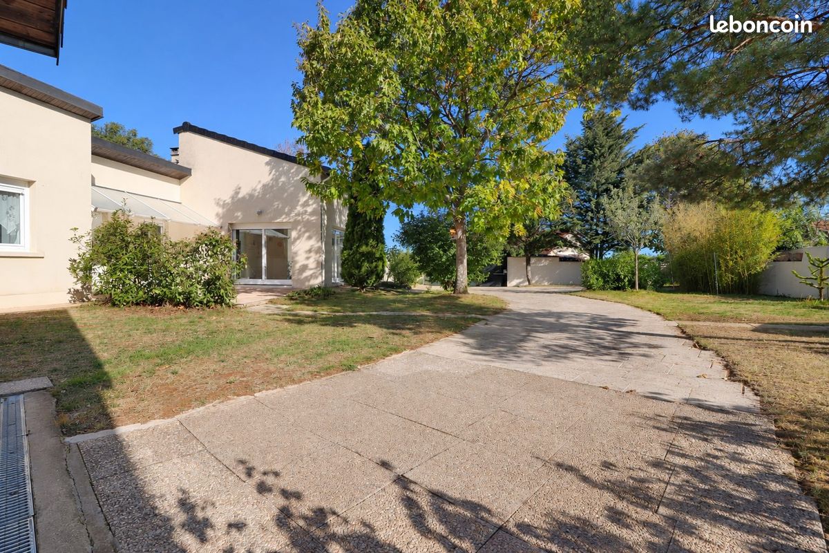 Maison 7 pièces 142 m² · à Prenois · 142 m² · 419 000 €