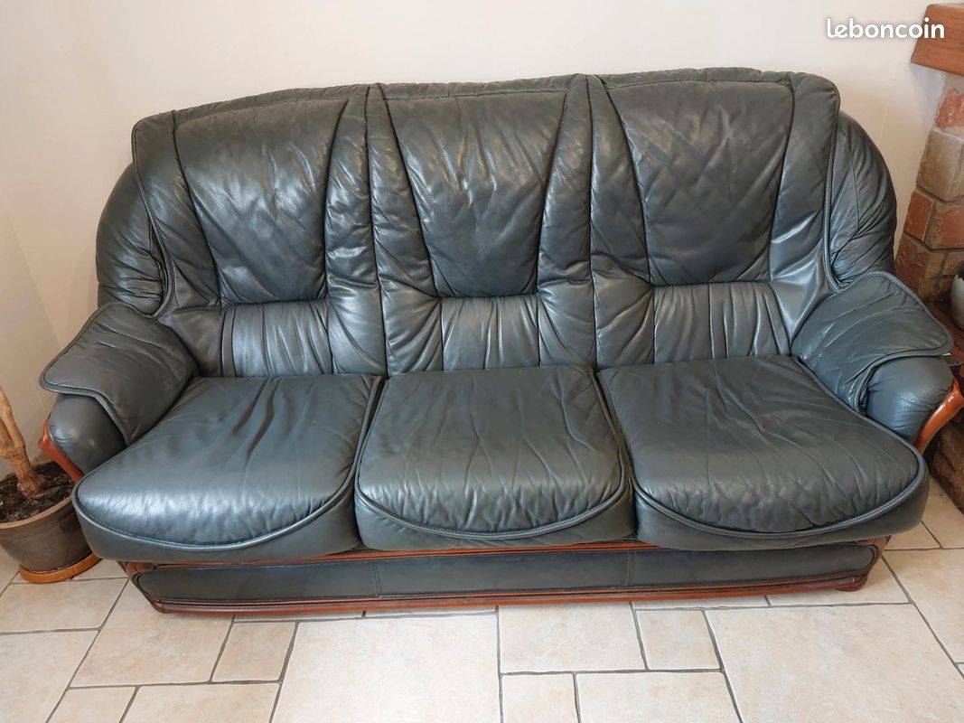 Vend salon cuir (image 1)