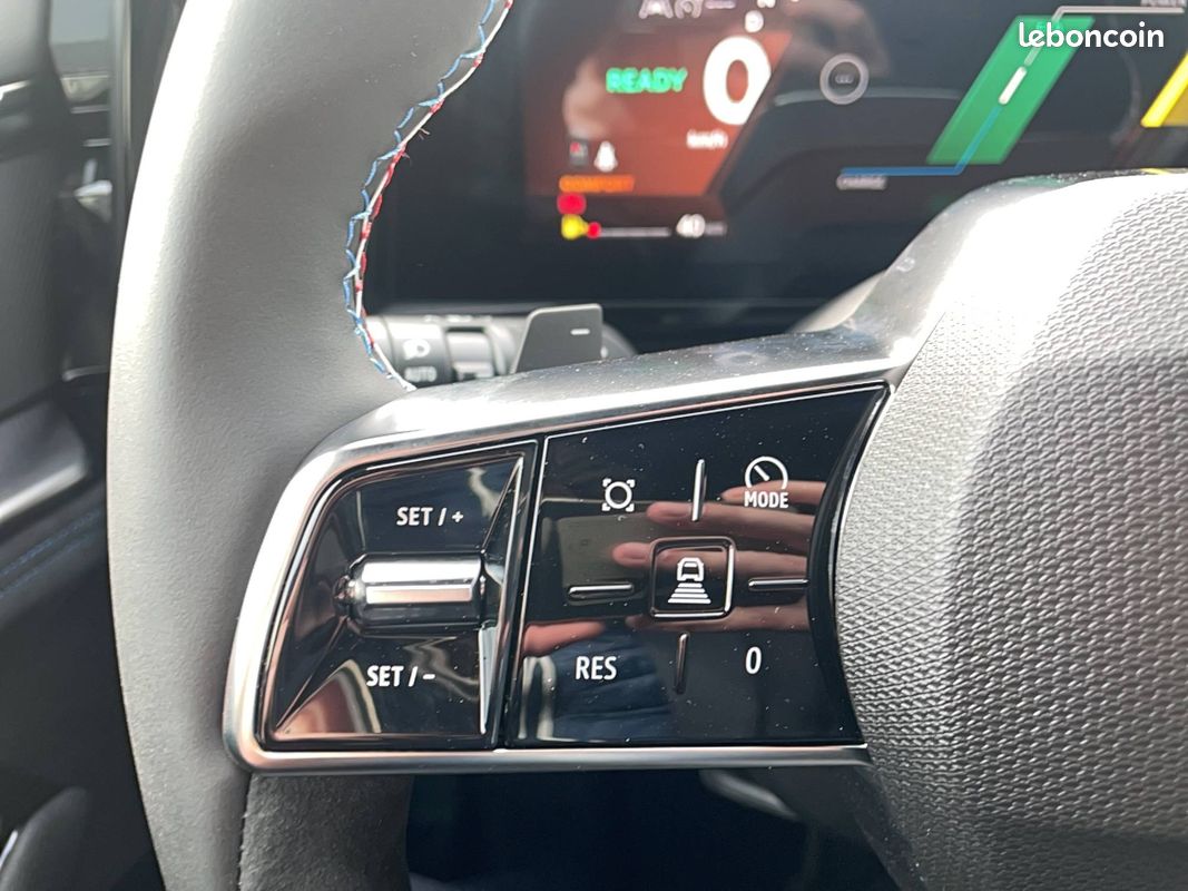 RENAULT Austral full hybrid E-Tech 200 ch Esprit Alpine (image 17)
