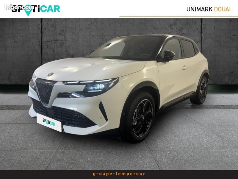 Alfa romeo Junior Elettrica 156ch Premium (image 1)
