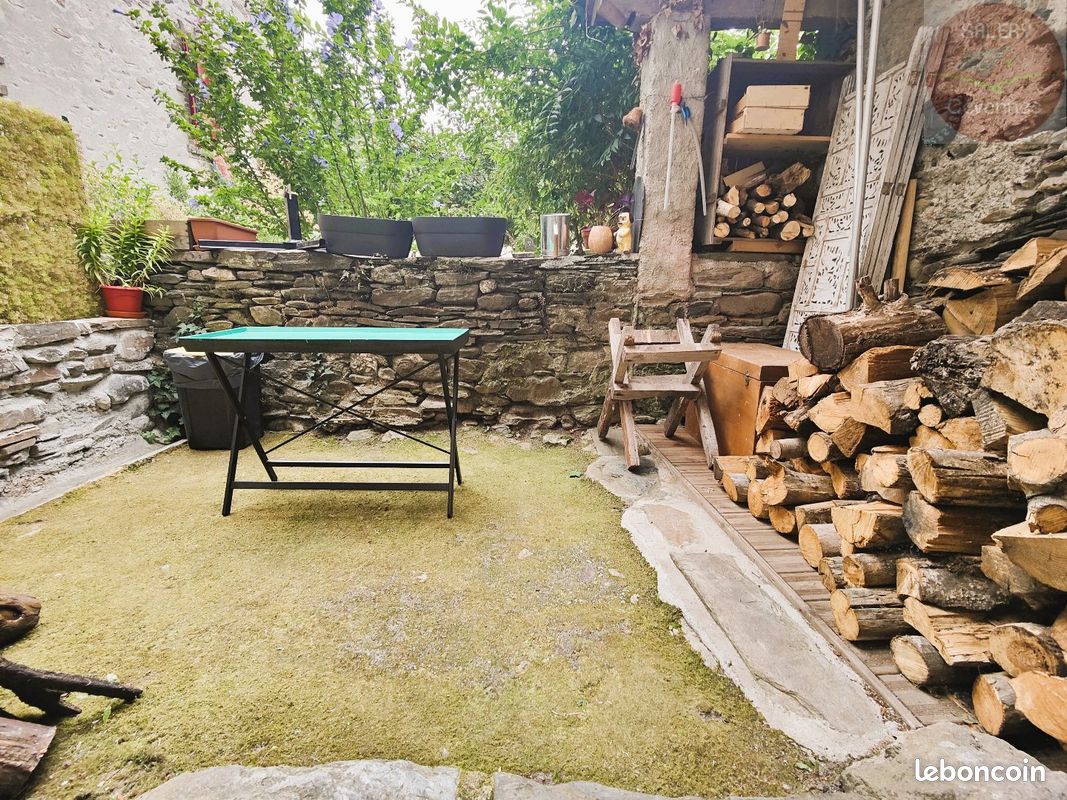 Maison 3 pièces 102 m² · à Saint-André-de-Valborgne · 102 m² · 61 000 €