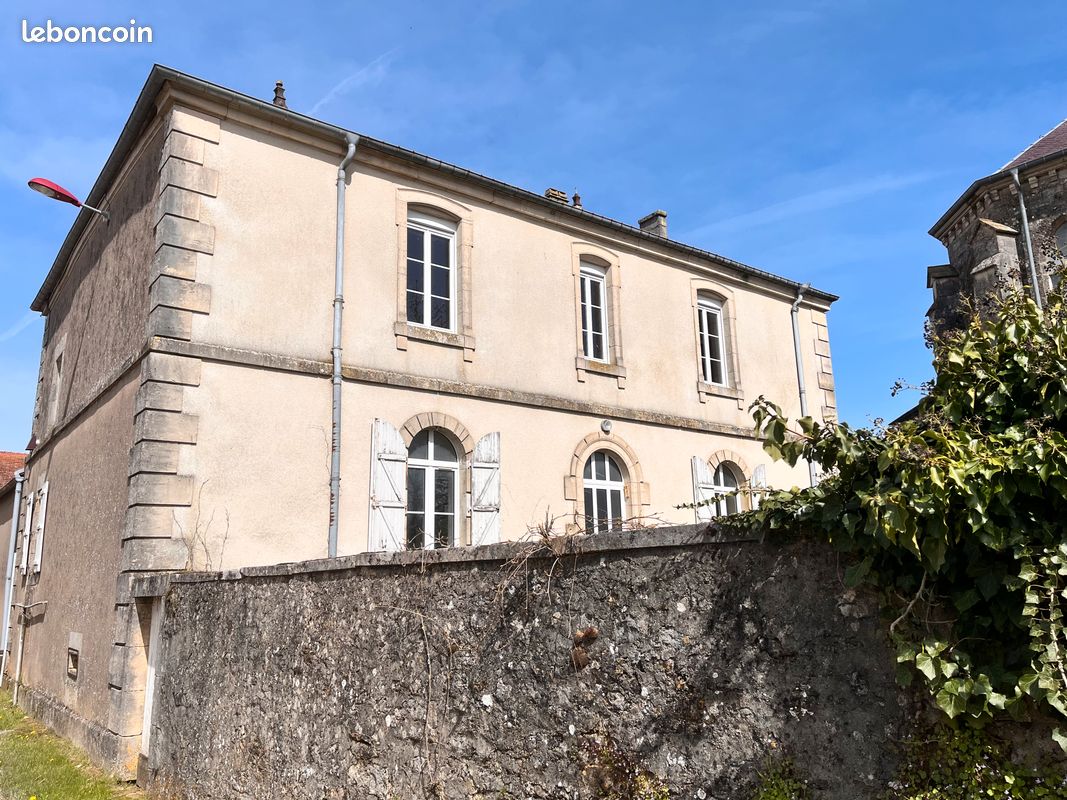 Maison 5 pièces 150 m² · à Ligny-en-Barrois · 150 m² · 115 000 €