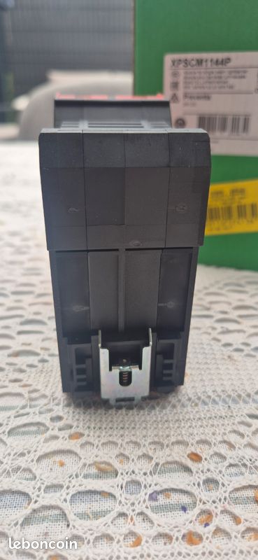 Module de sécurité Schneider Preventa XPSCM1144P (24V DC) (image 4)