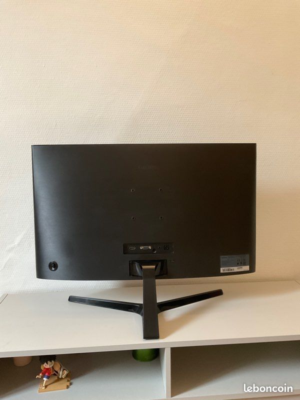 Écran incurvé Samsung 27 pouces (image 2)