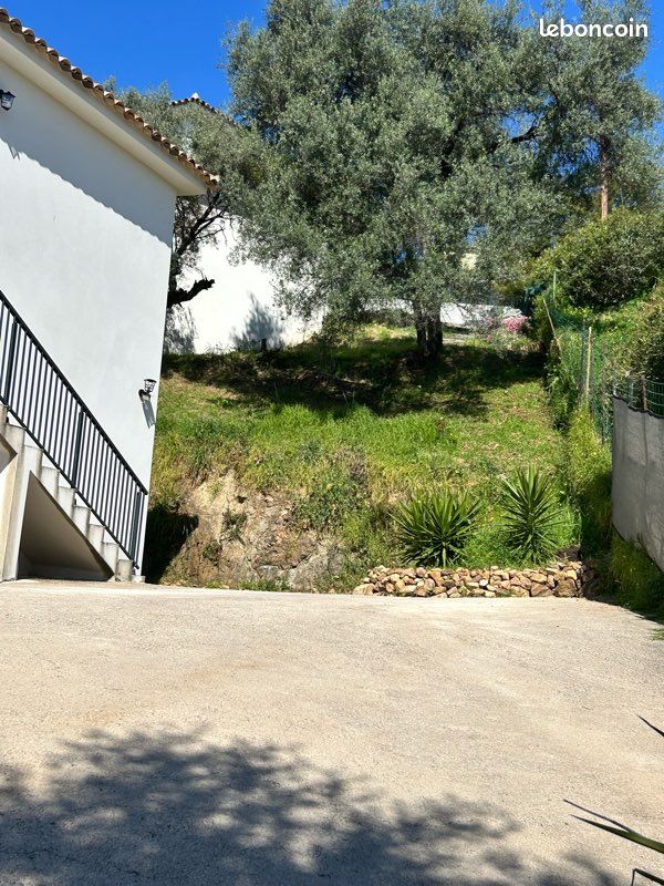 Location saisonnière haut de villa T3 proche plage et ajaccio (image 8)