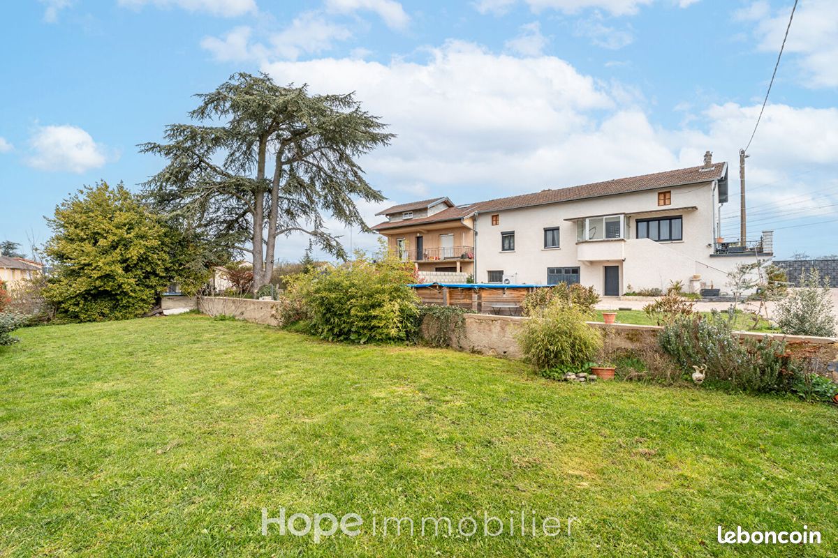 Maison 5 pièces 120 m² · à Dommartin · 120 m² · 409 000 €