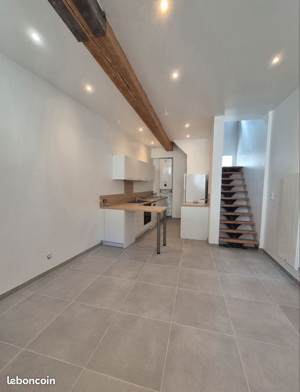 Maison 4 pièces 77 m² · à Ambérieux-en-Dombes · 77 m² · 180 000 €