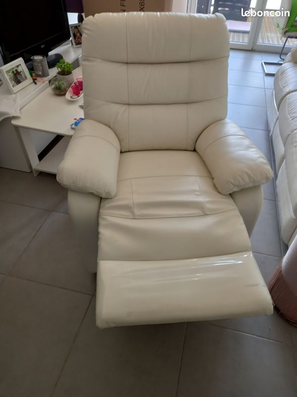 Un fauteuil électrique (image 3)