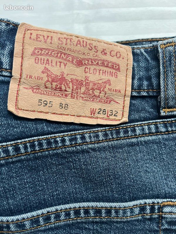 Jean Levi's 595 Femme Taille 36 - Coupe Slim Droite En Denim Jaune - Occasion Très Bon état