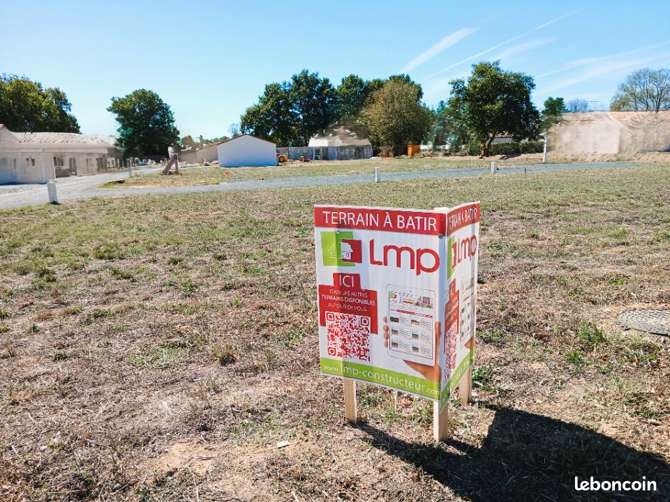 Terrain 446 m² · à Sainte-Cécile · 32 558 €