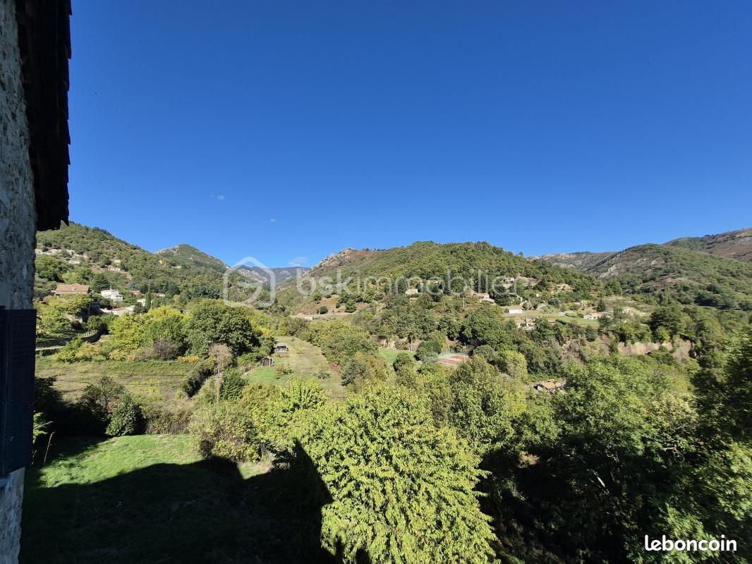Maison 5 pièces 87 m² · à Vallées-d'Antraigues-Asperjoc · 87 m² · 172 000 €
