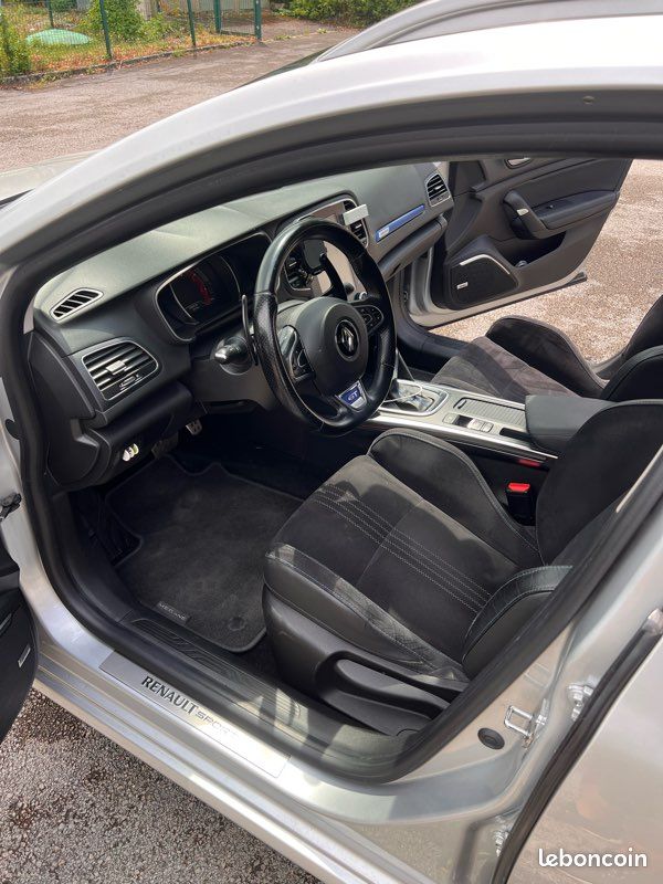 Mégane 4 GT 165 dci (image 3)