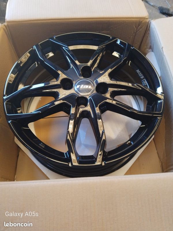 Jantes Renault 17 pouces (image 1)